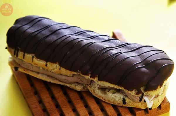 Chocolate Eclair